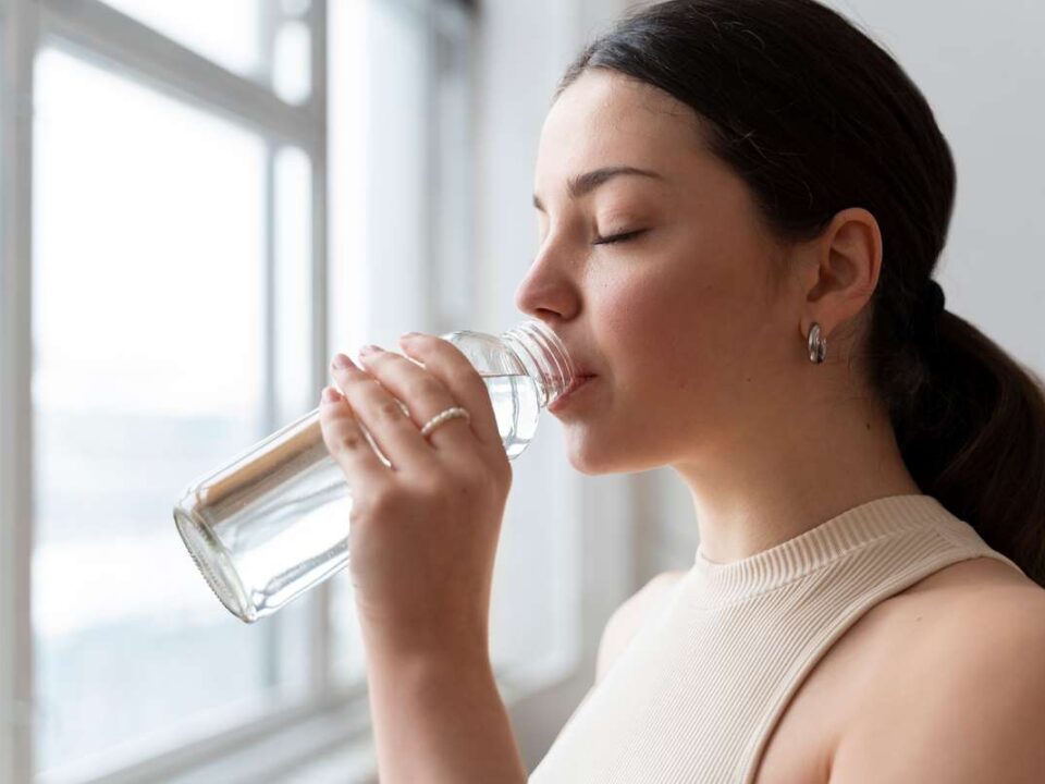 Jakie są korzyści z picia dużej ilości wody?