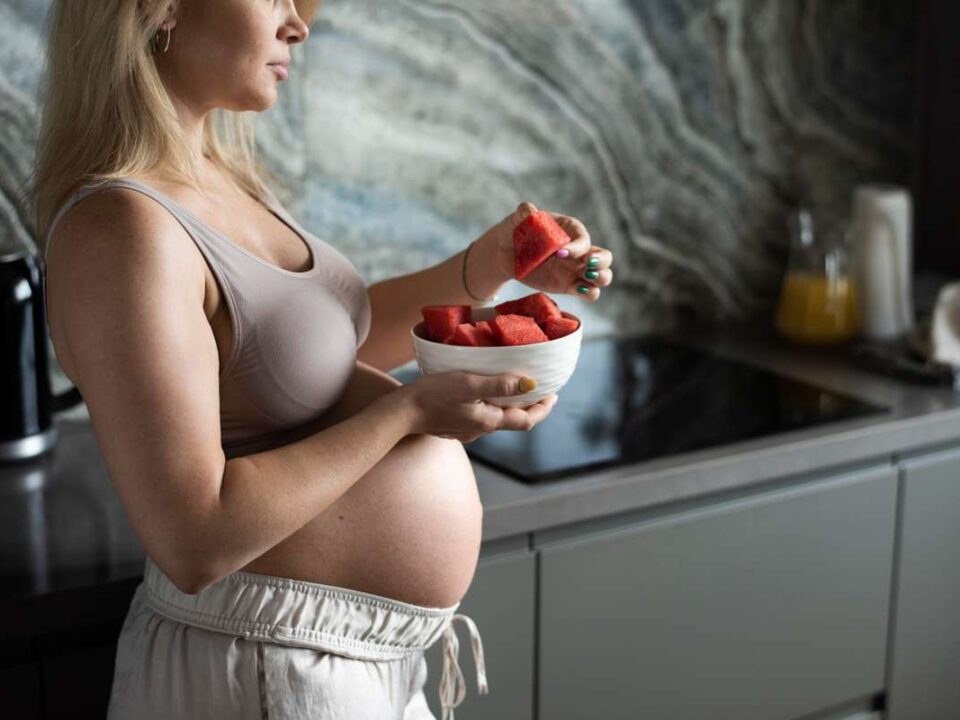 Dieta w ciąży - prawidłowe odżywianie kobiety w ciąży.