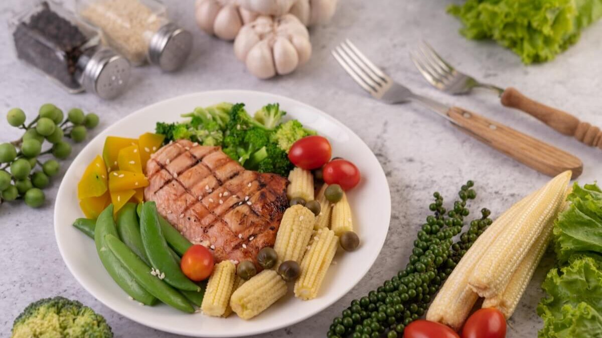 Dieta wątrobowa - czego unikać przy chorej wątrobie? Przykładowy jadłospis